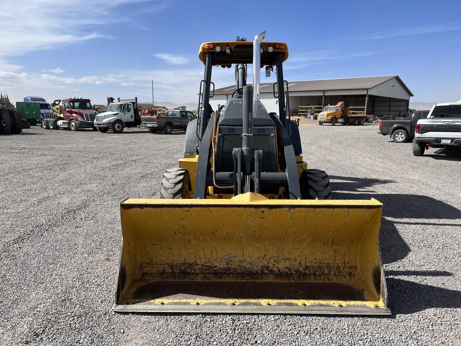 ./imagenes/INVOICE/2019/17207/JOHN DEERE 310SK (5).JPG